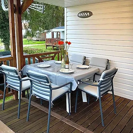 Hotel *air-conditioned* Mobilhome Near Europapark